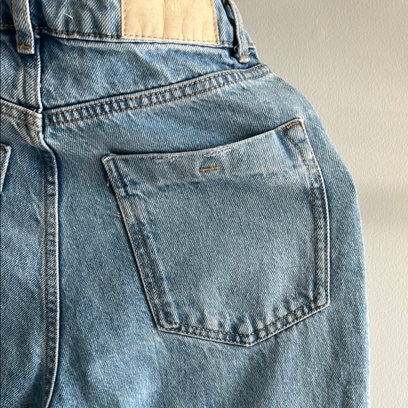 Zara High Rise Blue Distressed Jeans - Picture 8 of 13